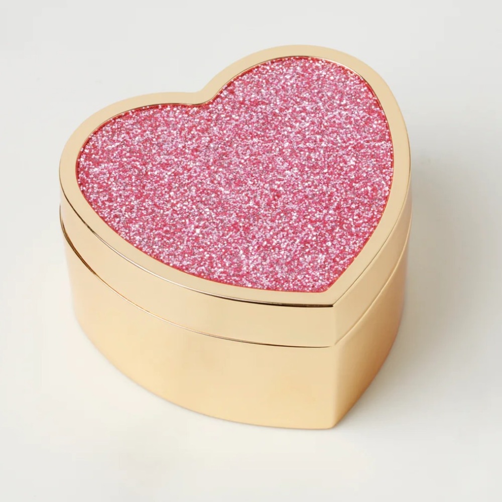 New Kate Spade Sitting Pretty Heart Box